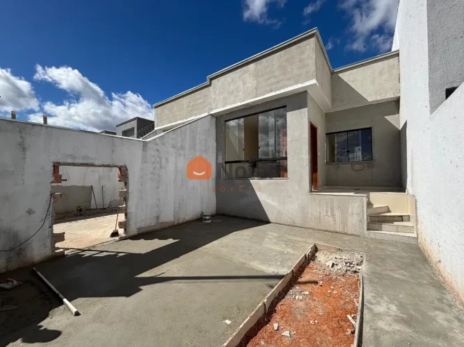 Casa Geminada Para Alugar De 3 Quartos Com Suíte E 2 Vagas No Bairro Novo Centro - Santa L