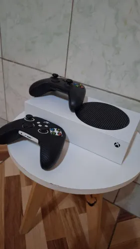Xbox Series S 512GB + 2 Controles + Caixa Original