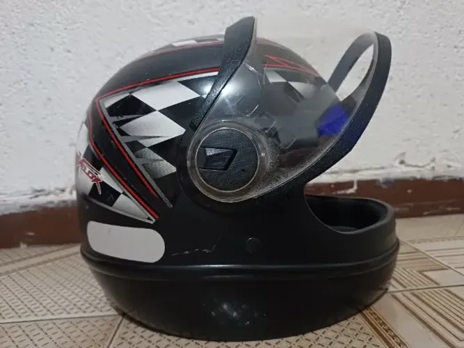 Capacete San Marino 60 (Usado)