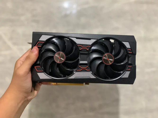 PLACA DE VIDEO RX 5700 XT 8GB - SAPPHIRE PULSE