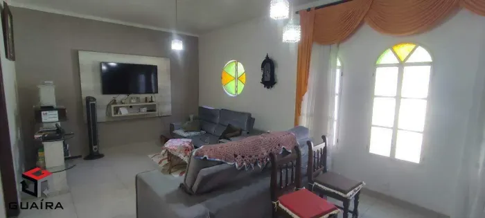 Casa Térrea à venda 4 quartos 2 suítes 7 vagas Campestre - Santo André - SP