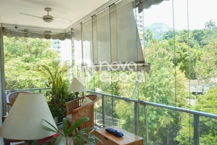 Cosme Velho | Apartamento 4 quartos, sendo 2 suites