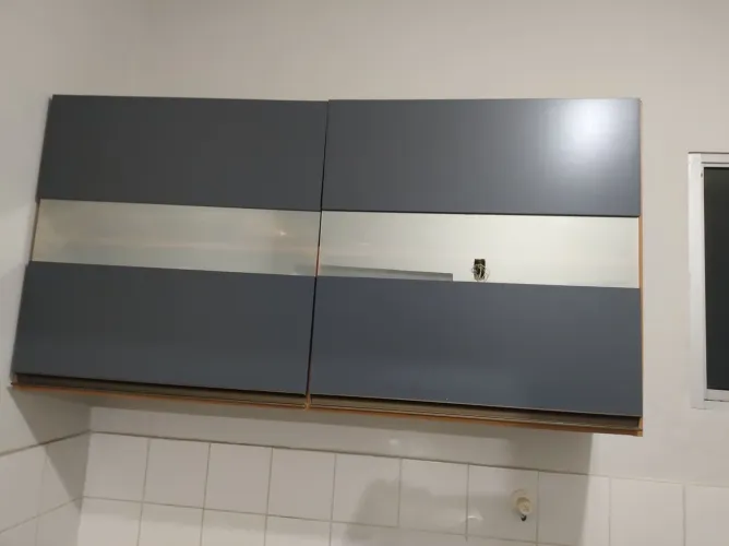 Armário de cozinha suspenso