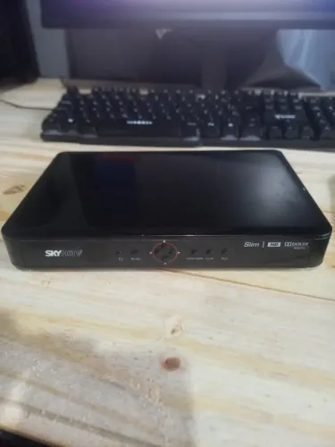 RECEPTOR SKY HDTV SLIM HD - ÓTIMO ESTADO