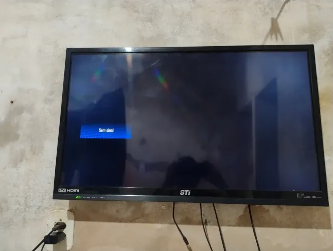 Vende-se TV usada 32 polegadas