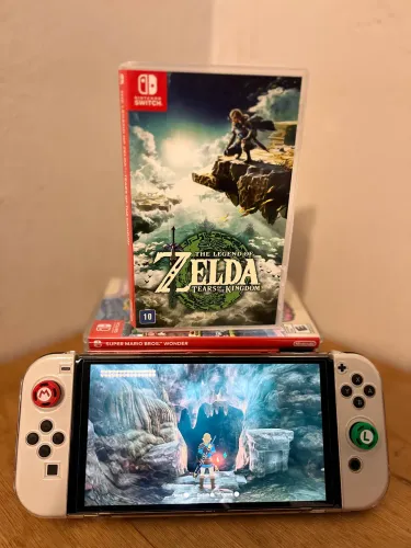 The Legend of Zelda: Tears of the Kingdom - Nintendo Switch