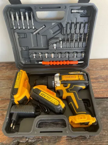Parafusadeira Furadeira 48V 2 Baterias Com Maleta e Acessórios Completo