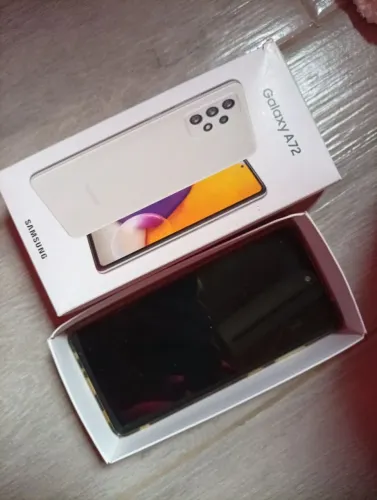Samsung A72