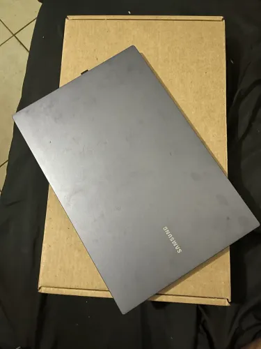 NOTBOOK SAMSUNG SUPER NOVO