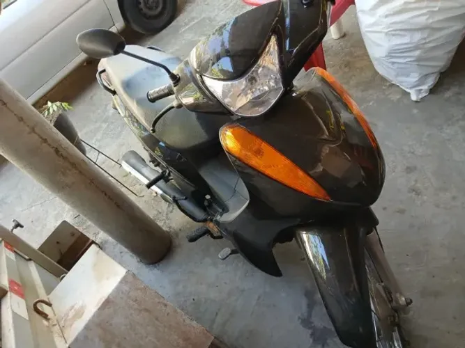 Honda biz 100, es, preta, 2013, Único dono.