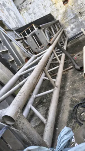 Estrutura q30 Alumínio e q25 ferro