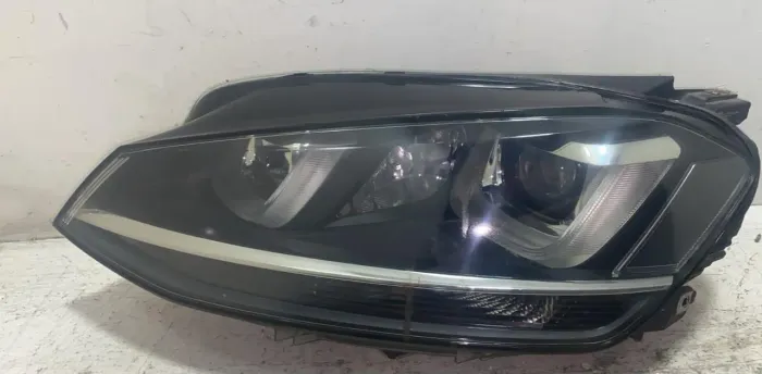 Farol lado esquerdo VW Golf ano 2014 15 16 dúvidas * ou *