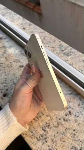 iPhone 13 branco