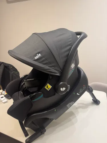 Bebê conforto joie com isofix