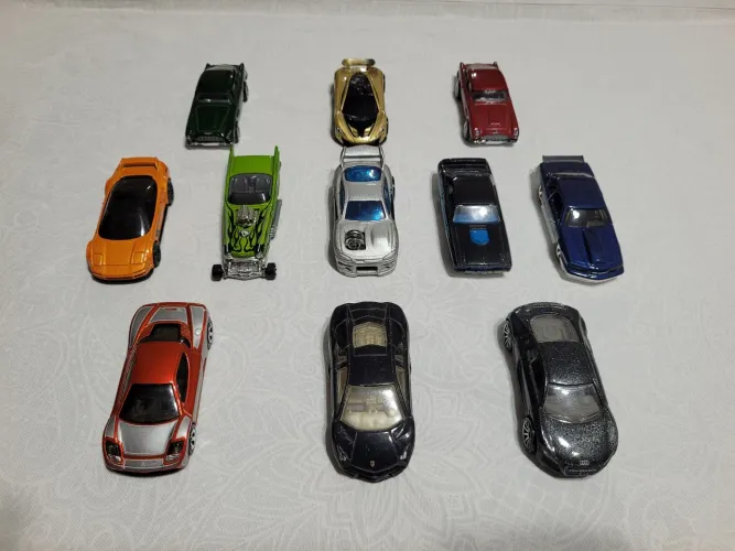 Lote de carrinhos Hot Wheels