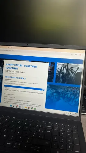 Show Harry Styles