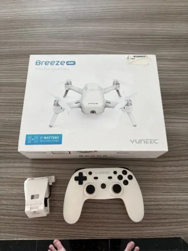 Drone Yuneec Breeze 4k