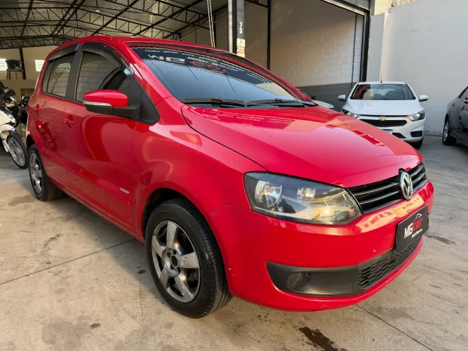 Volkswagen Fox 1.0 MI Total Flex 8V 5P 2013