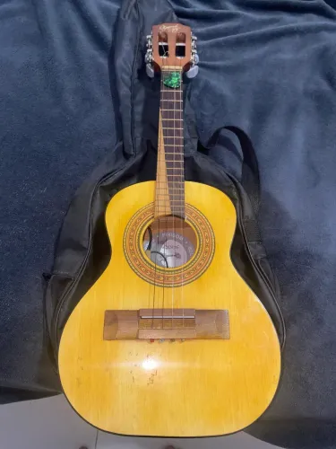 Cavaquinho PIRISOM