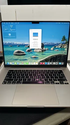 MacBook Air M2 de 15 polegadas 8gb RAM e 256gb RAM