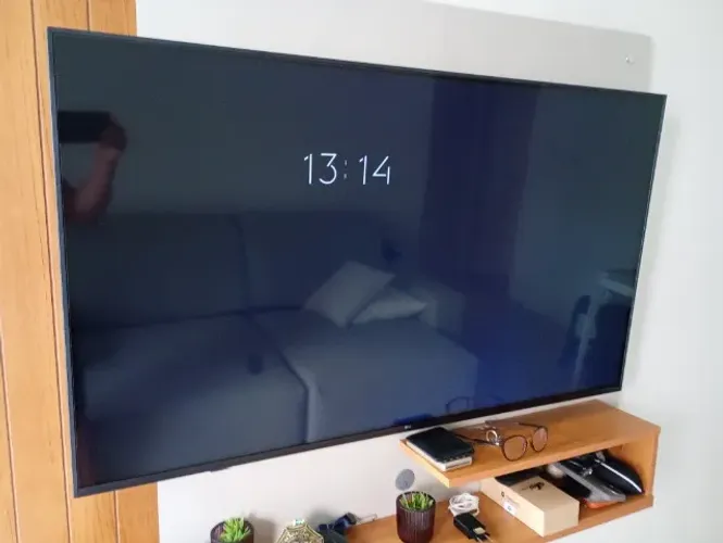 Tv LG 50 Polegadas, 2 anos de garantia 5 meses de uso.