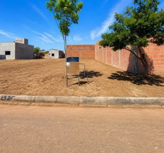 Terreno na Avenida - Alta Valorização e Pronto para construir (Sinop - MT)