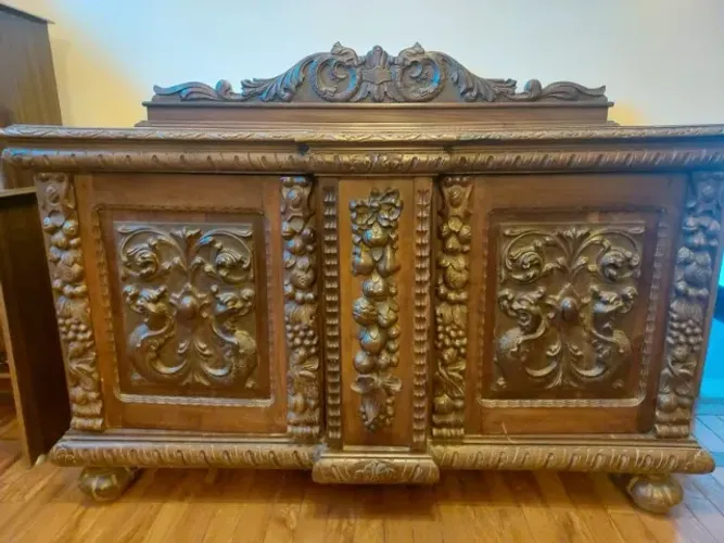 Buffet Aparador Antigo - Estilo Renascença
