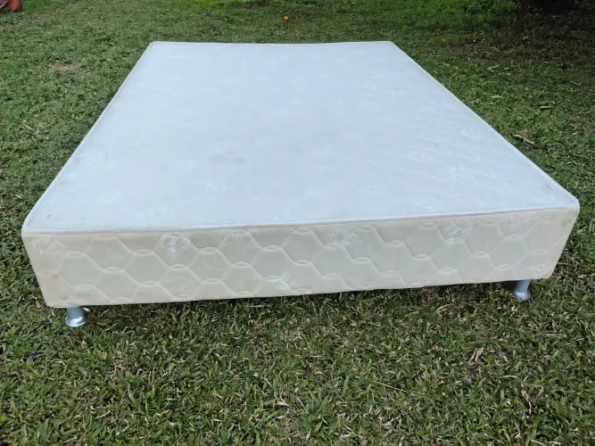 Com entrega base box casal