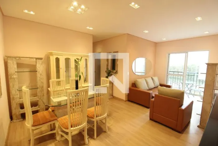 Apartamento à Venda - Água Fria, 3 Quartos, 76 m2