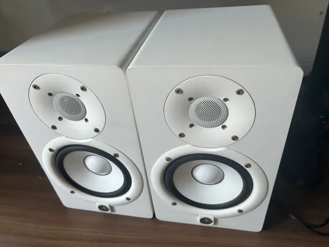 Par Yamaha HS5 - Branco 110v