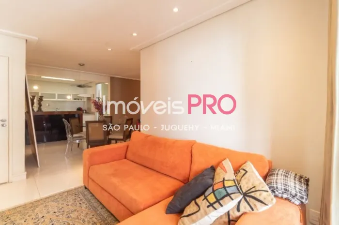 Apartamento para venda com 98m² em Moema - São Paulo.
