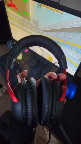 Fone Hyperx Cloud III