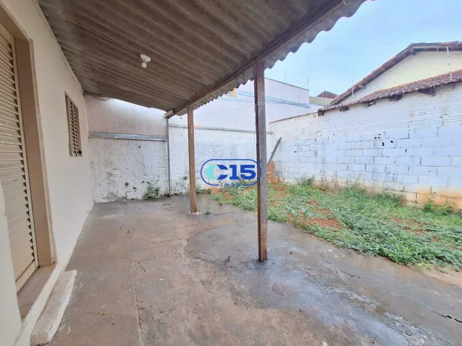 CASA DE FUNDOS PARA LOCAÇÃO NO JARDIM LIMA FRANCA/SP