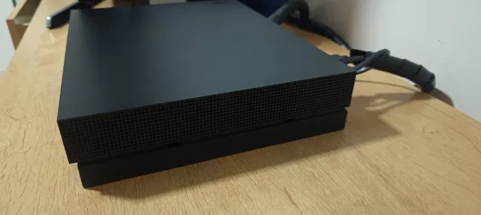 Xbox one x 1 tb