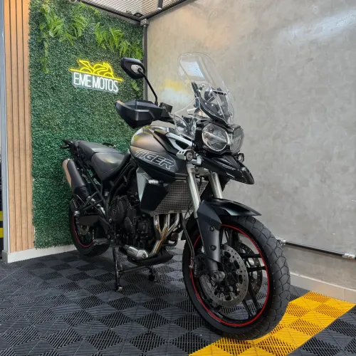 Tiger 800 2020 baixo km