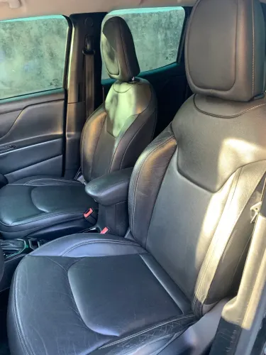 Jeep Renegade Night Eagle 1.8 4X2 Flex Aut. 2018