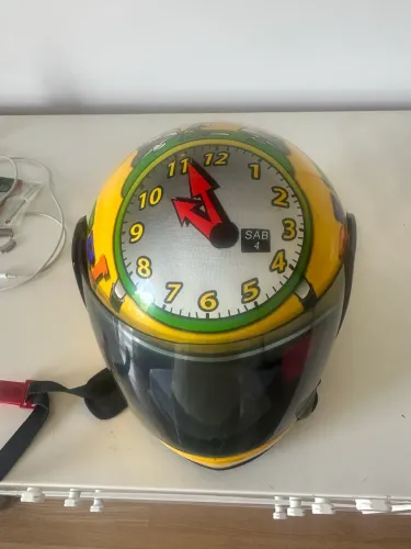 Capacete infantil personalizado reforçado 