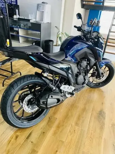 Yamaha fz250 , Moto nova, quitada