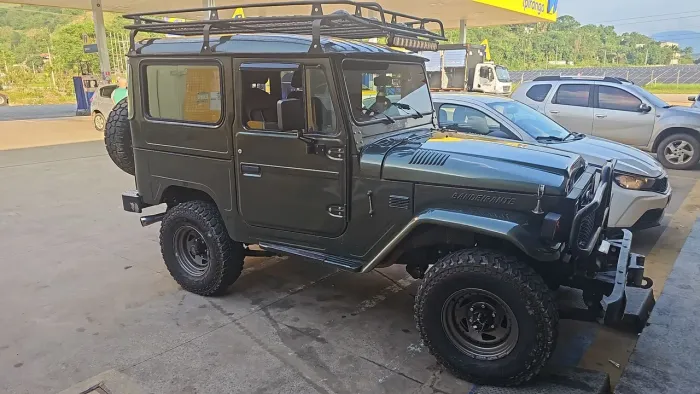 Toyota Band.Jipe Cap.de Aço Chas. Curto Diesel 1996