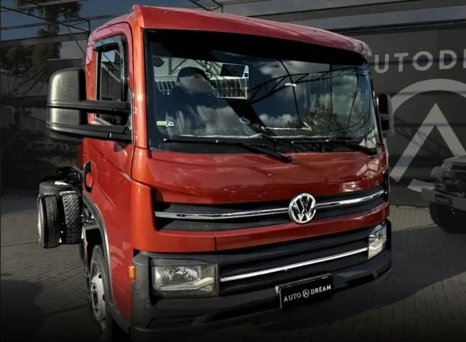 VOLKSWAGEN 11.180 DRC 4X2 2018