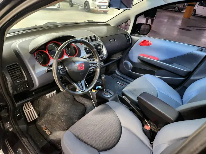 Honda Fit LXL 1.4/ 1.4 Flex 8v/16v 5P Aut. 2004