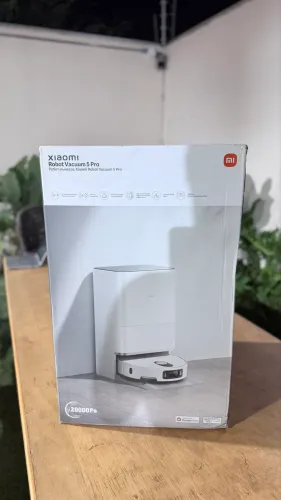 Robô aspirador Vacuum 5 Pro