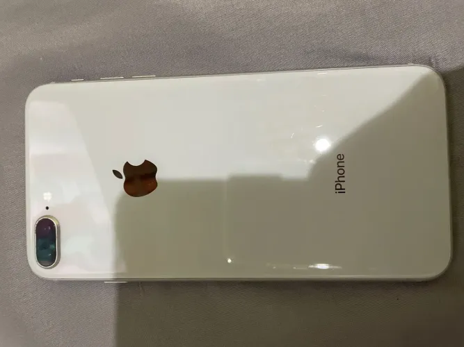 IPHONE 8 PLUS - 256GB -