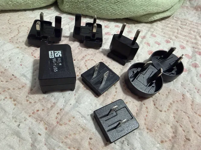 Adaptador USB de tomada universal