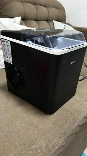 Máquina de fazer gelo