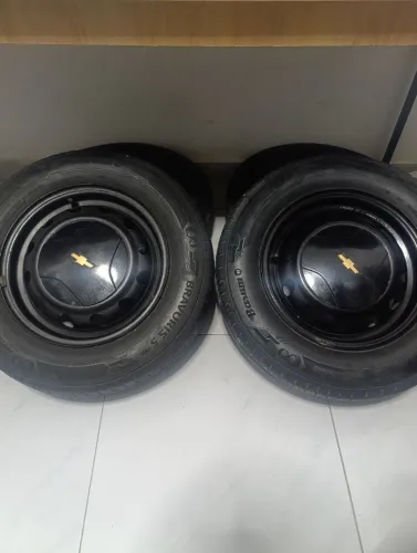 Vendo 4 rodas de ferro aro 13 175/70 