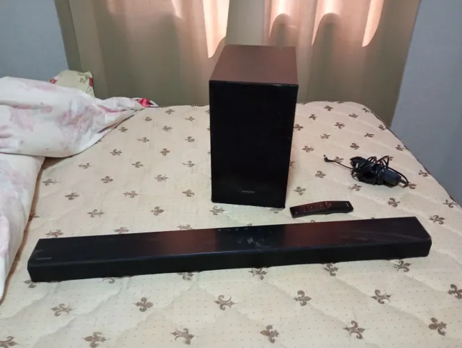 SOUNDBAR SAMSUNG
