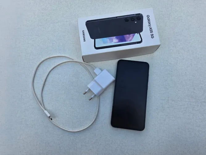 Samsung Galaxy A55 5G 128GB - Impecável (Igual a Novo)