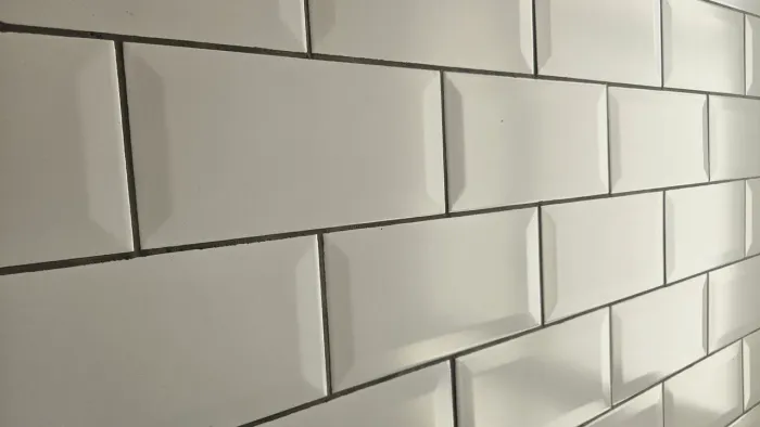 10 m² de Revestimento Cerâmico da marca Eliane - Metro White AC 10X20cm