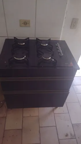 Cooktop Philco com balcão usado